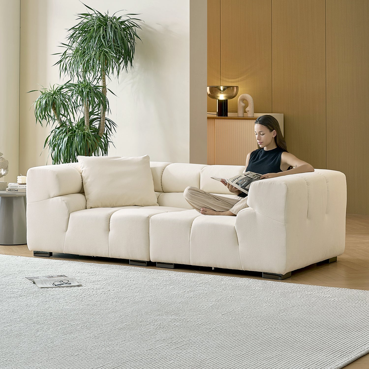 Amora Sofa High Arms