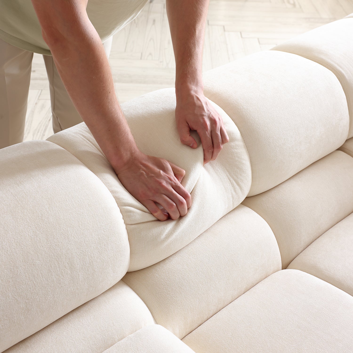 Amora Sofa - Mario Capasa