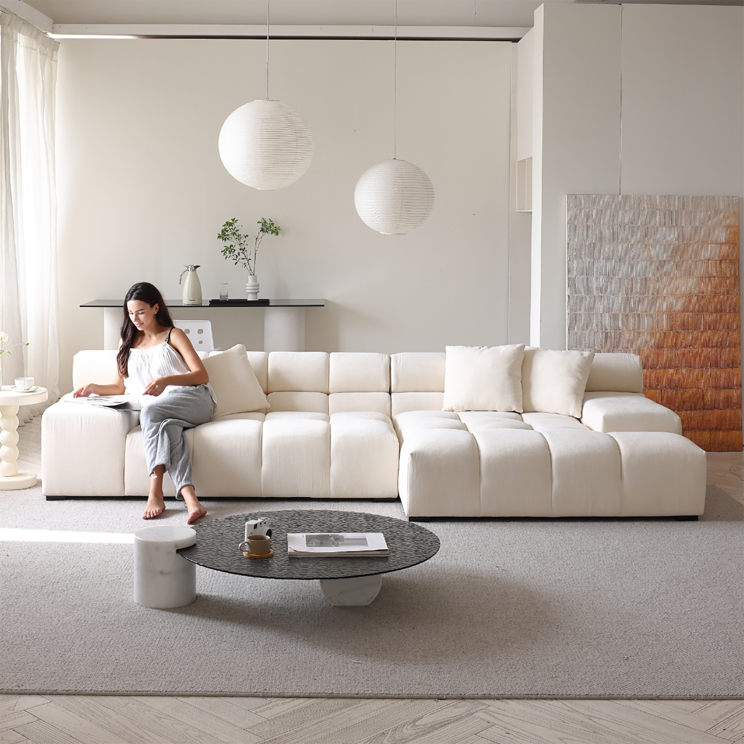 Amora Sectional - Mario Capasa