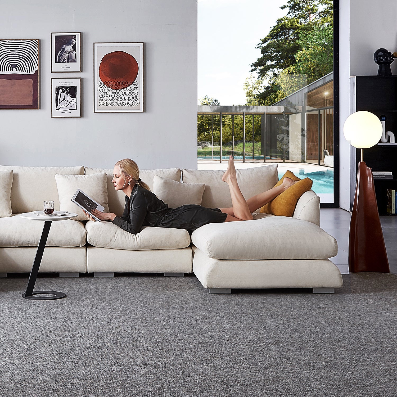 Feathers U-Sectional