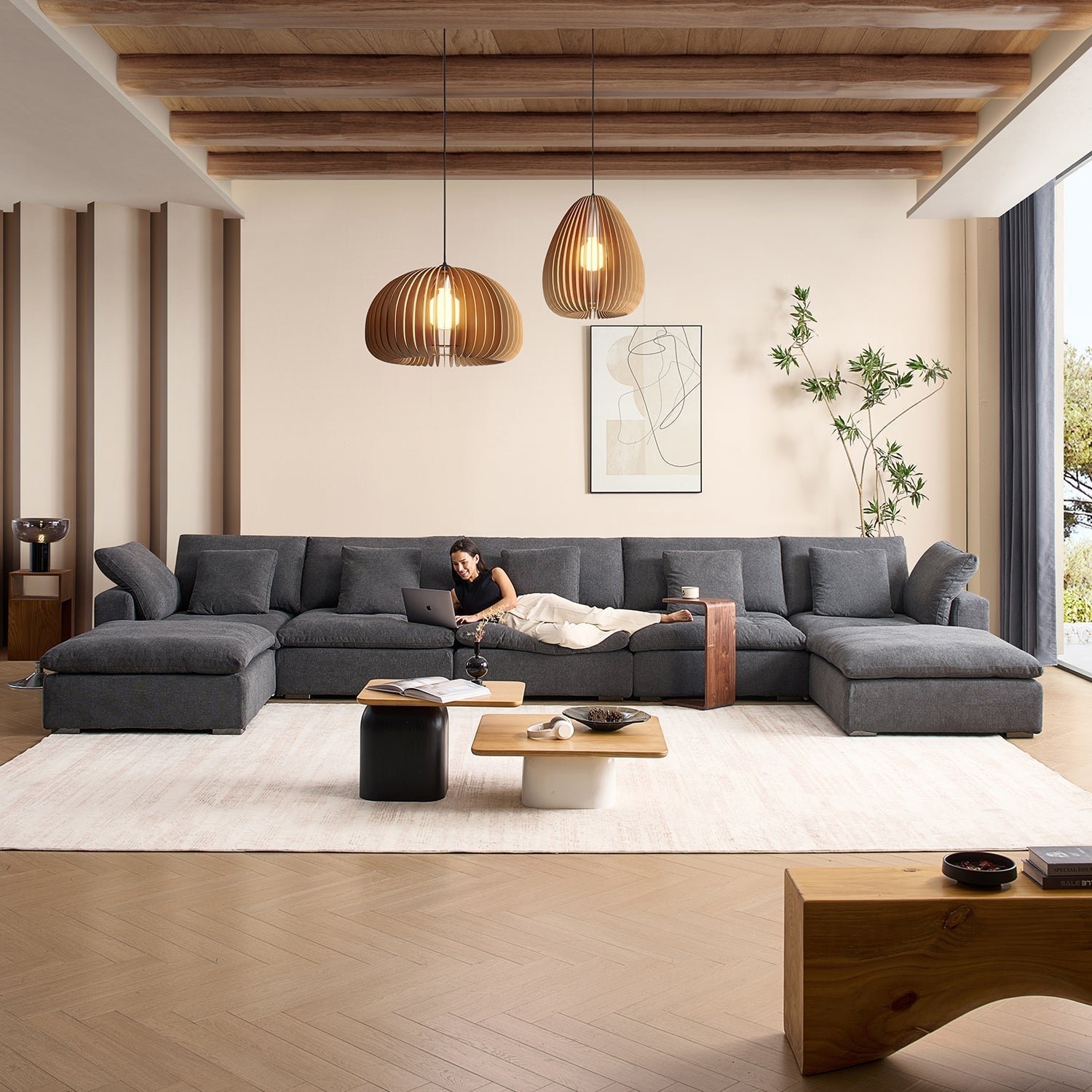 Tivoli Cloud U Sectional