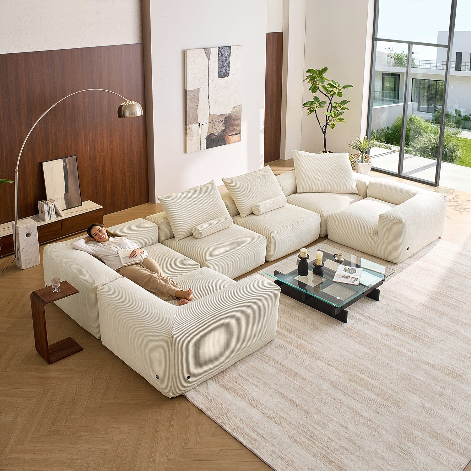 Mellow Closed U Sectional - Mario Capasa