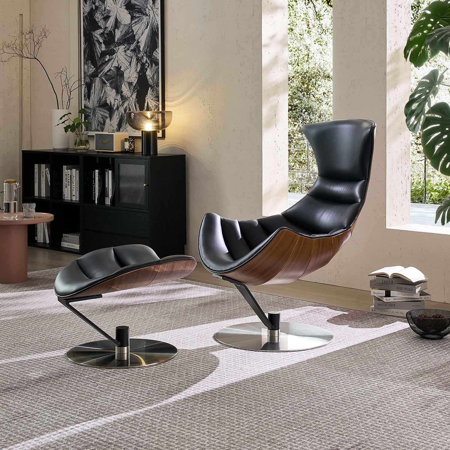 The Avant Glide Chair and Ottoman - Mario Capasa