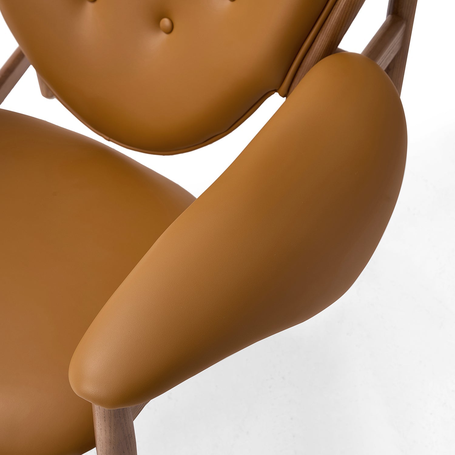 Matteo Tuft Chair - Mario Capasa