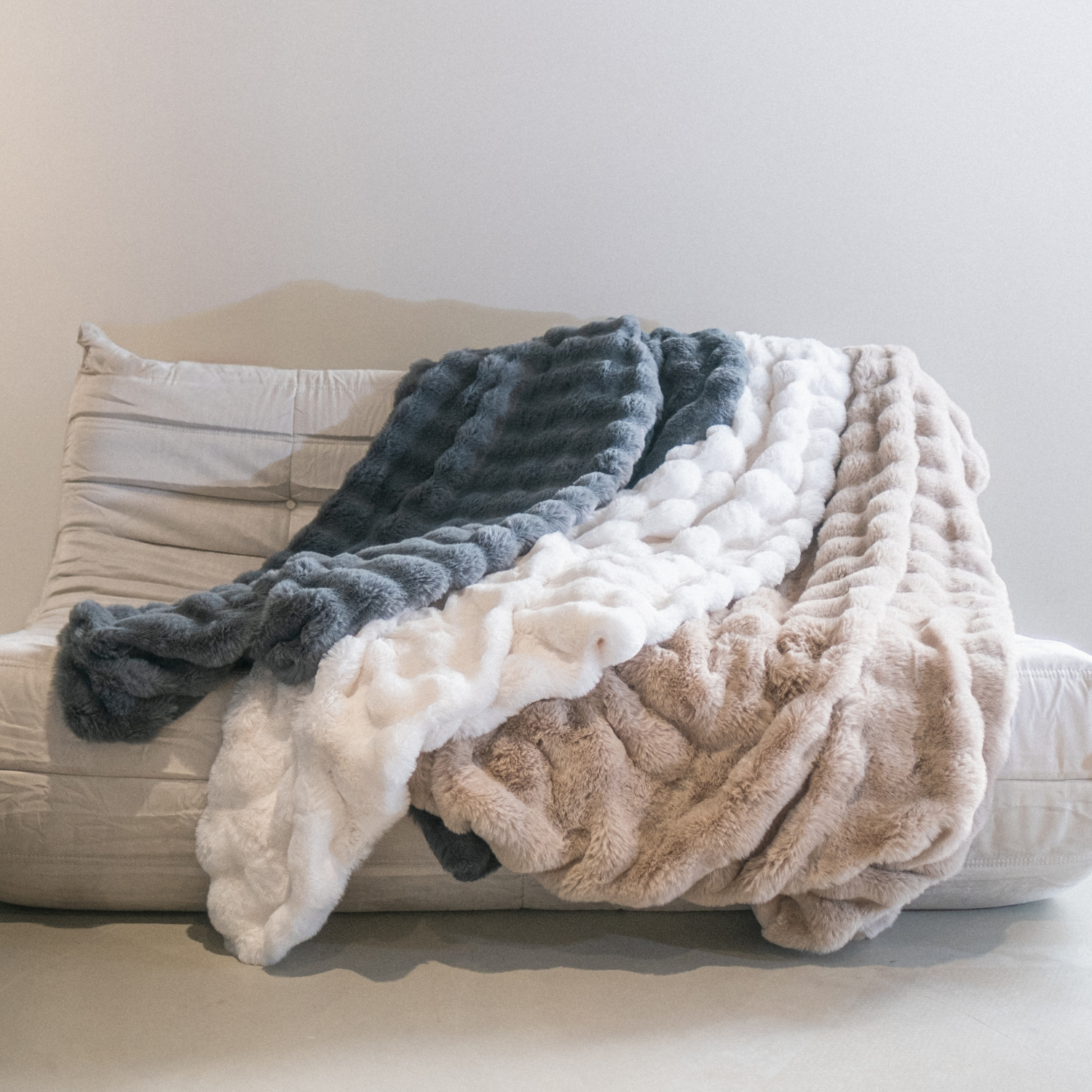 Capasa Alpine Faux Fur Blanket - Mario Capasa