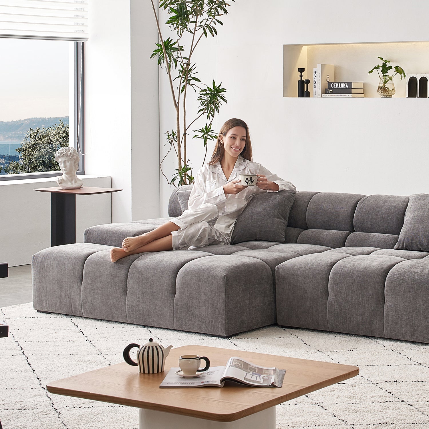Amora Sectional - Mario Capasa