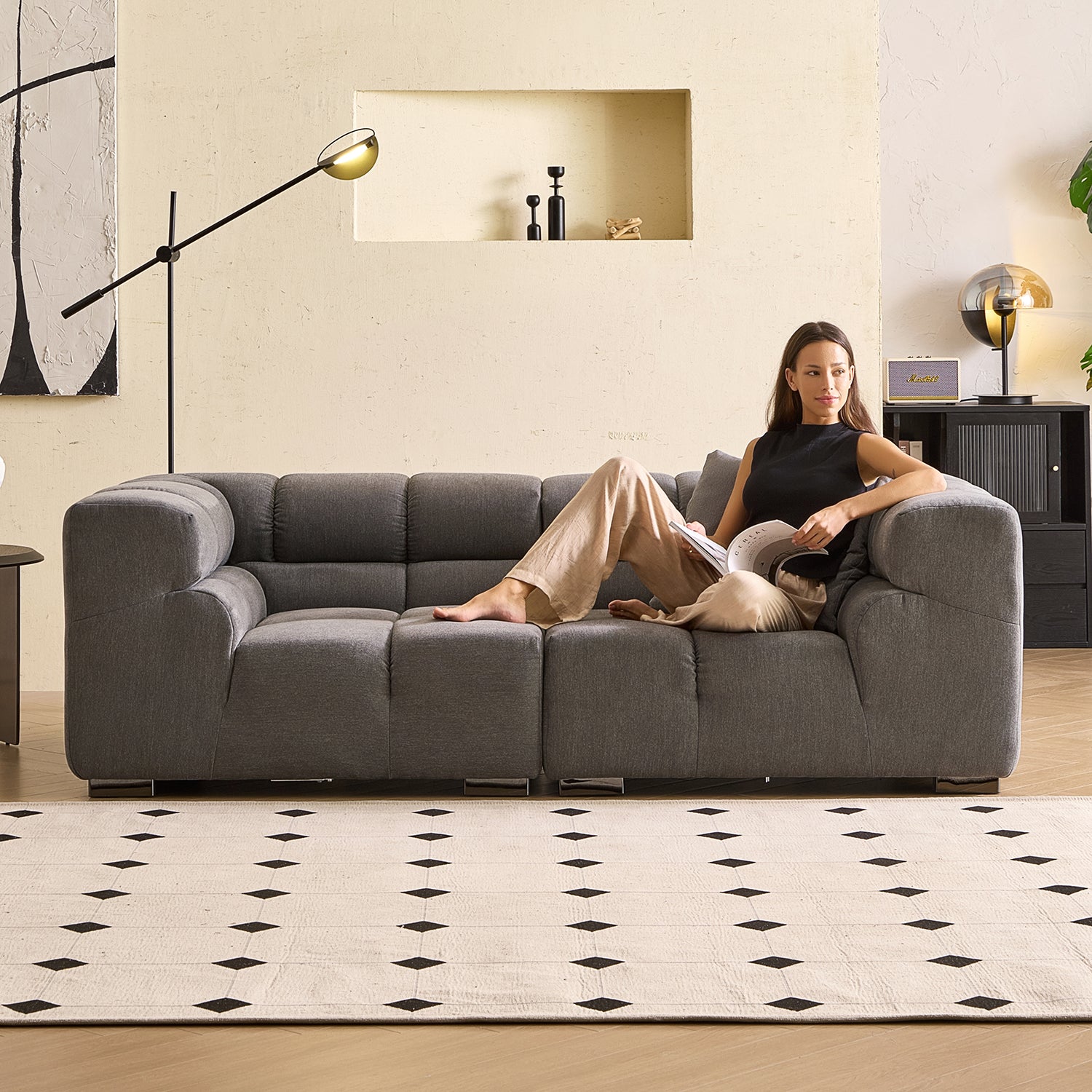 Amora Sofa High Arms