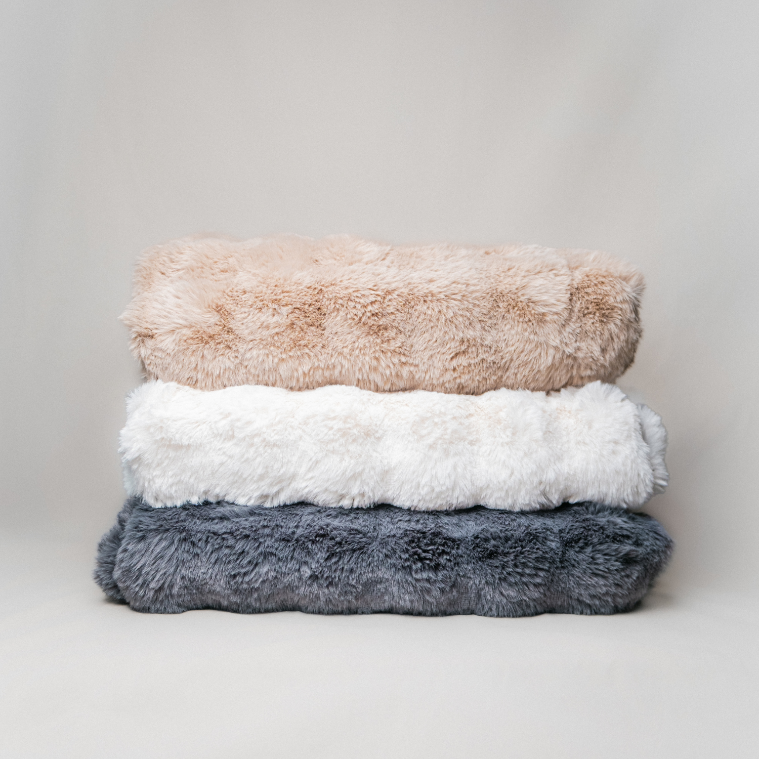 Capasa Alpine Faux Fur Blanket - Mario Capasa