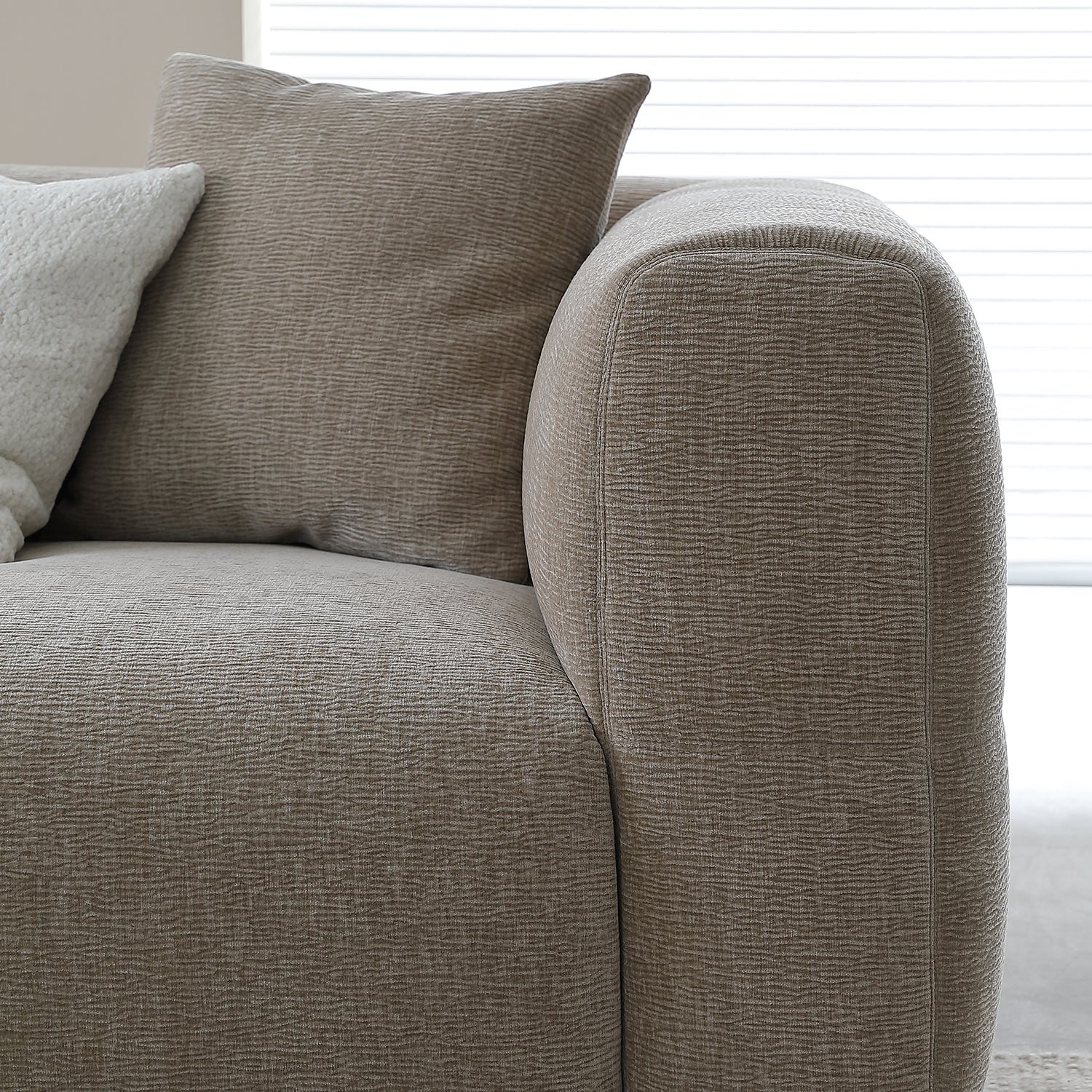 Emilio Sofa - Mario Capasa