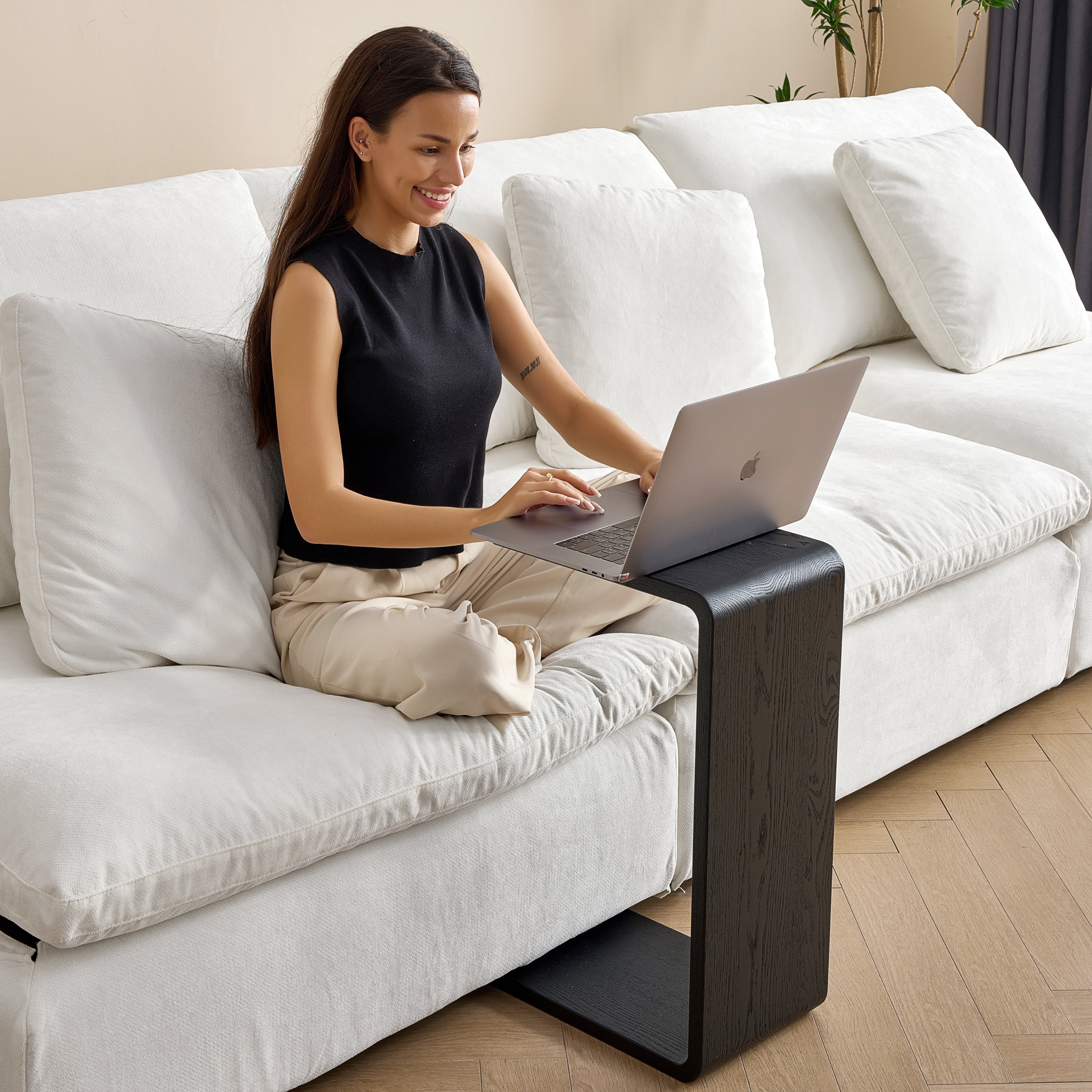 Enzo Slide Side Table - Mario Capasa