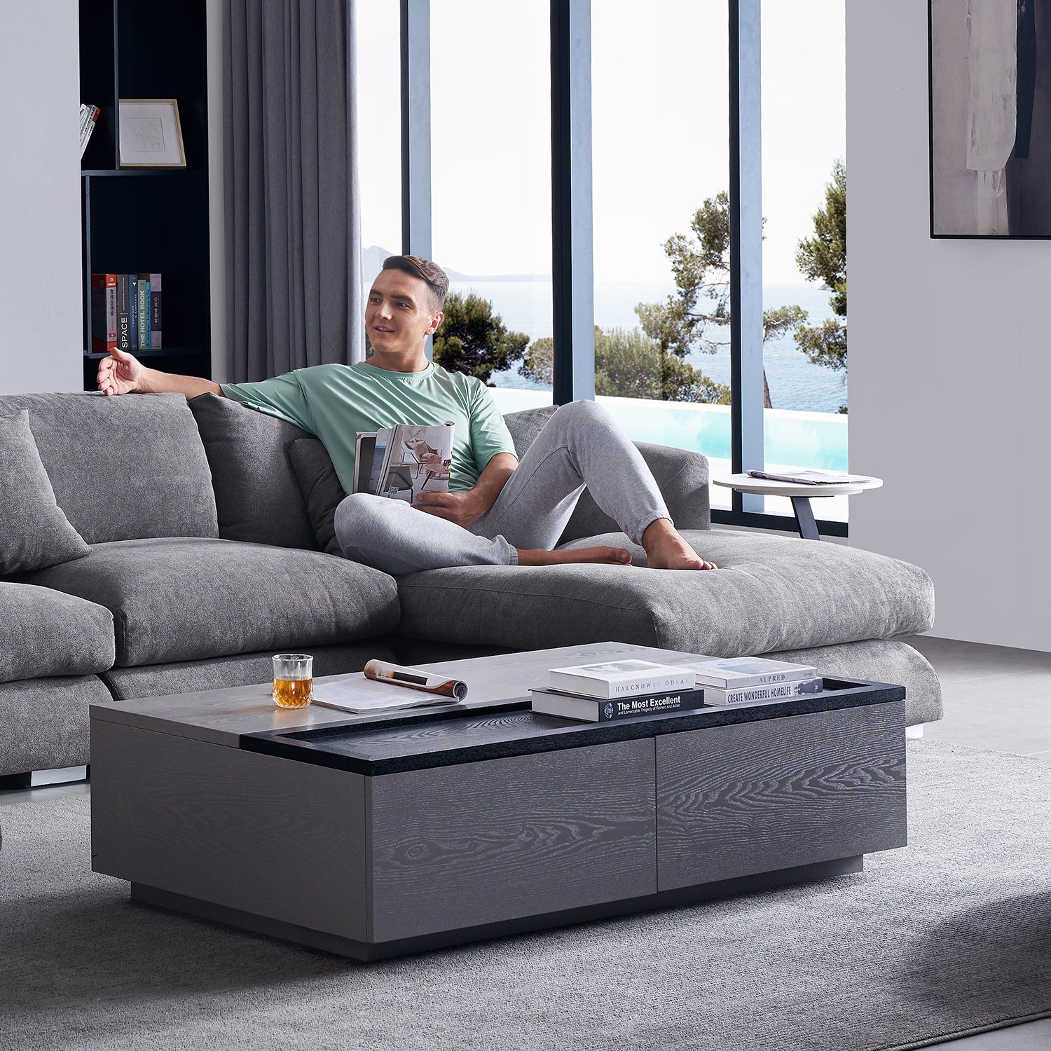 Feathers U-Sectional