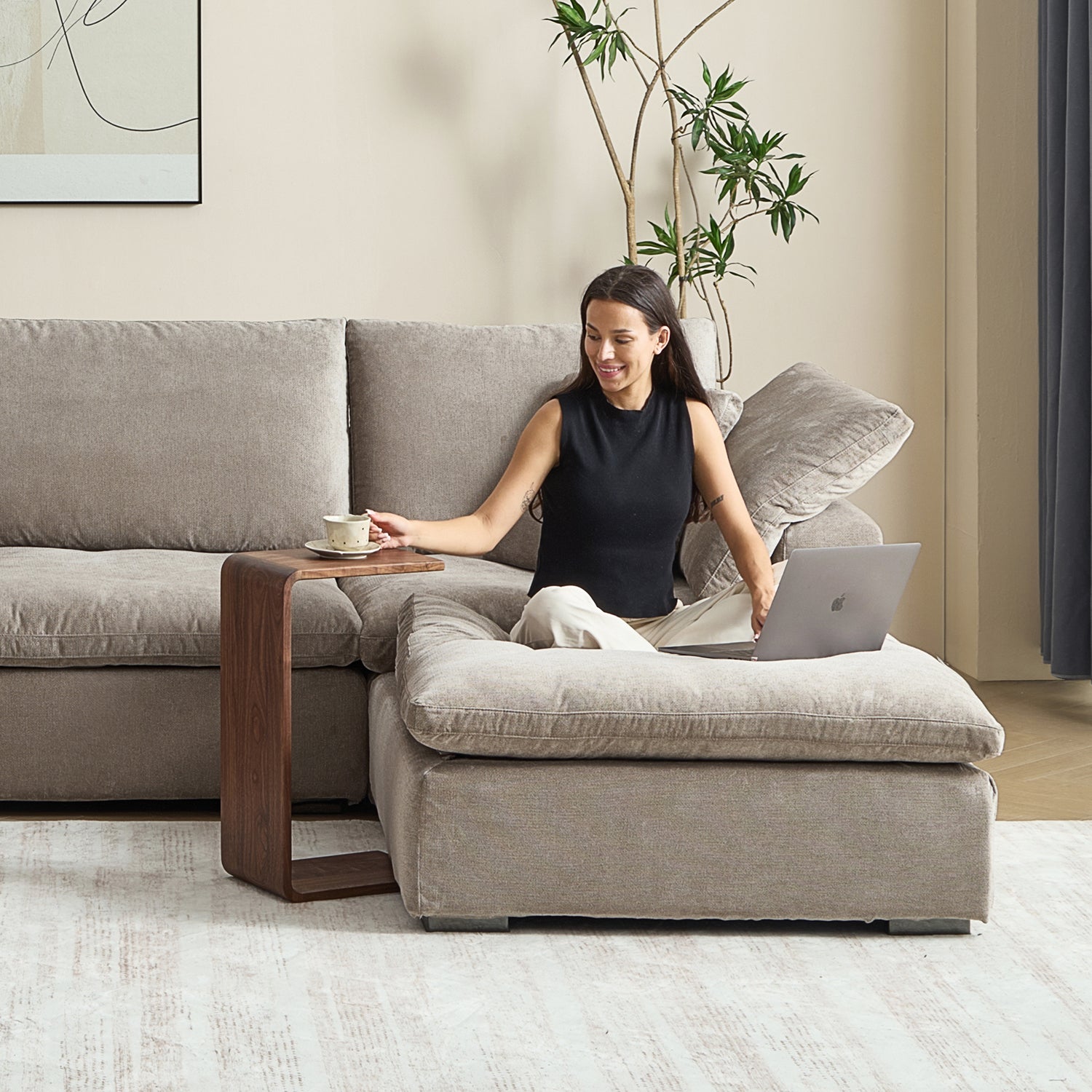 Tivoli Cloud Sectional