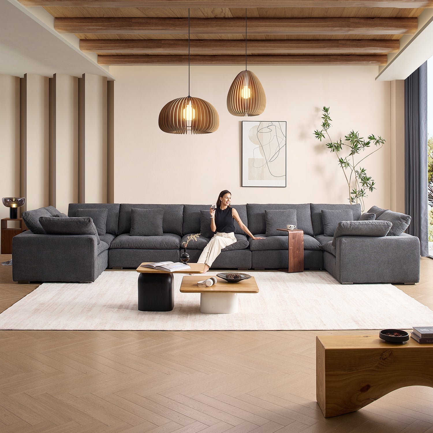 Tivoli Cloud U Closed Sectional