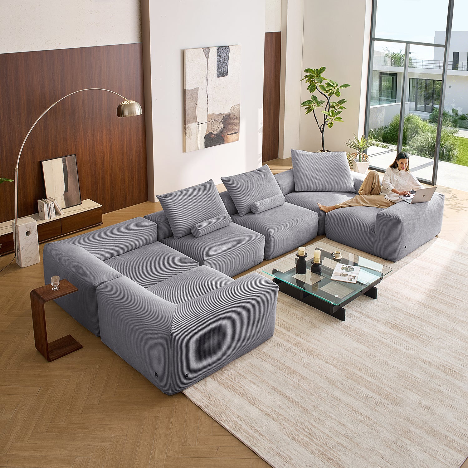 Mellow Closed U Sectional - Mario Capasa
