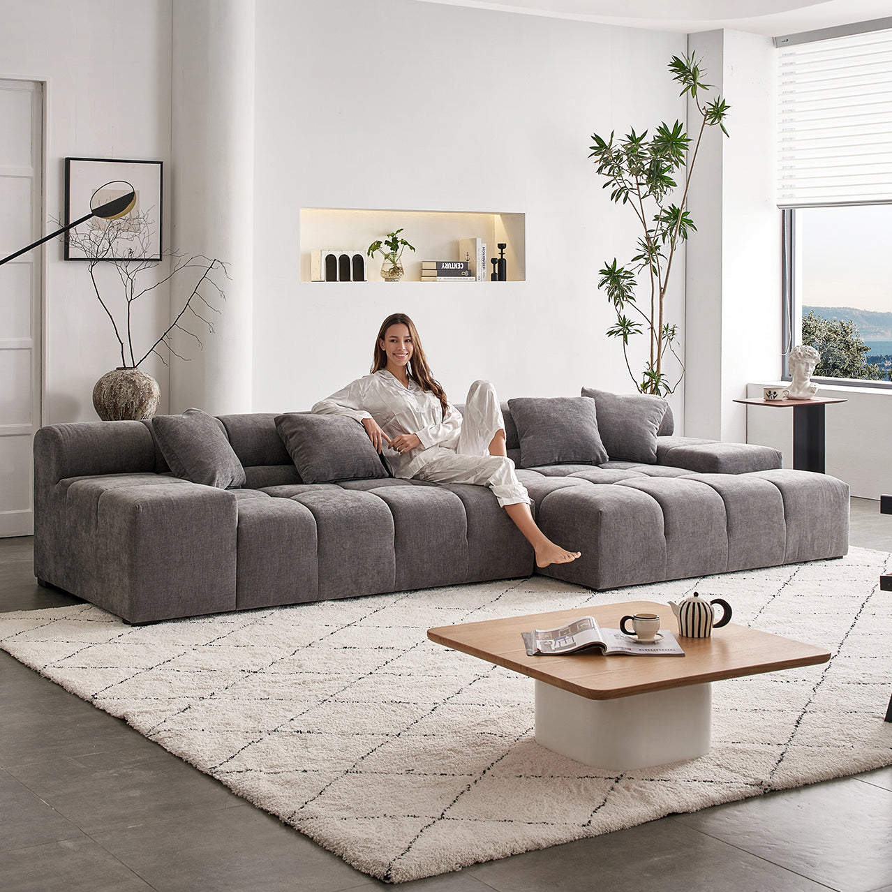 Amora Sectional - Mario Capasa